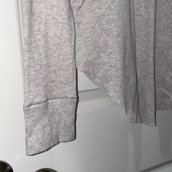 Long sleeve tna scoop neck - Picture 3 of 4